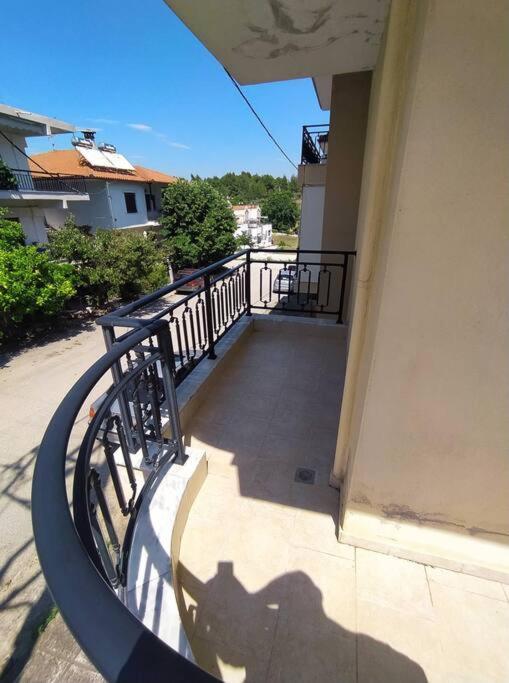 Διαμέρισμα Στην Πόλη Metamorfosi Exterior photo