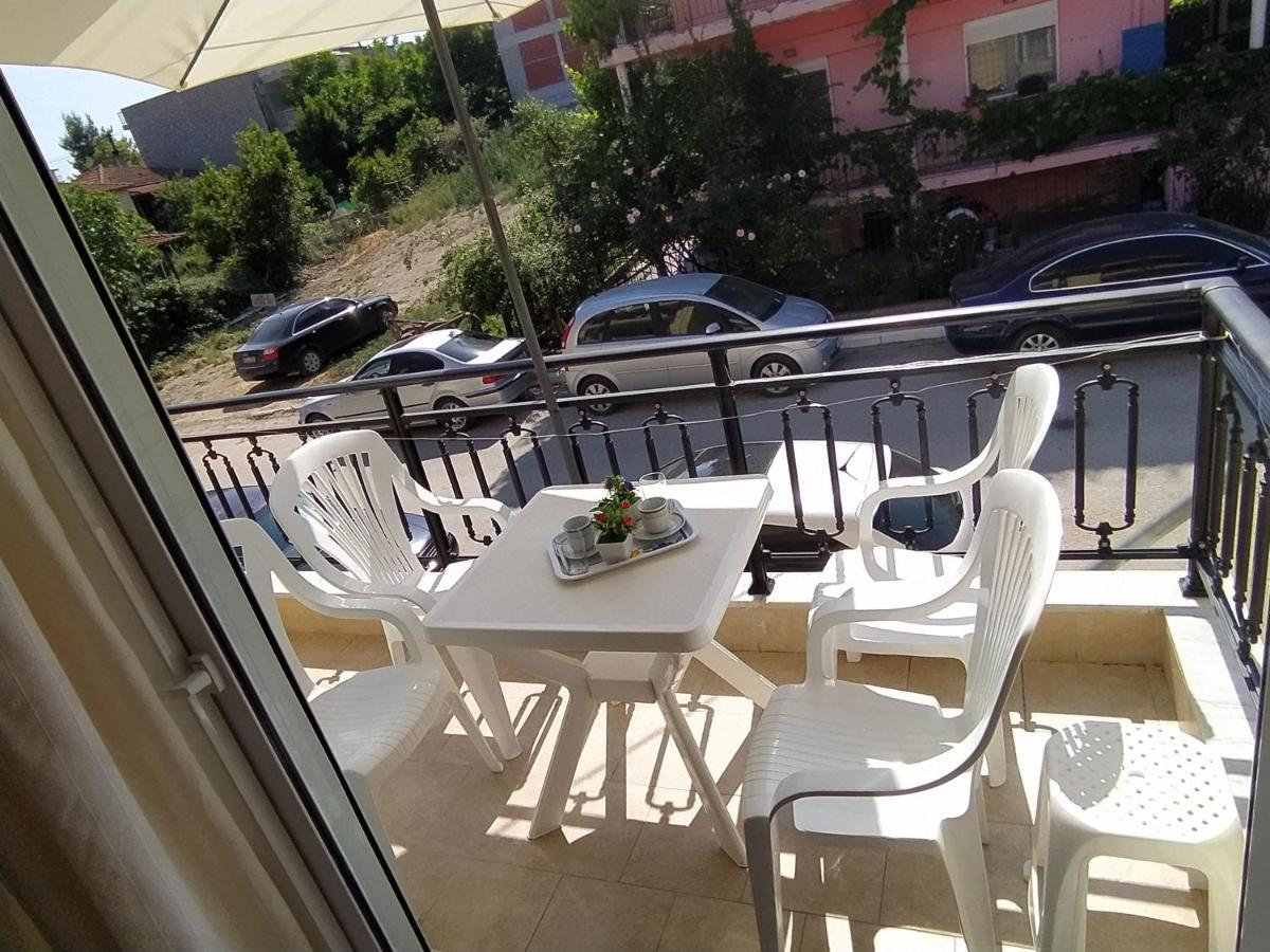 Διαμέρισμα Στην Πόλη Metamorfosi Exterior photo